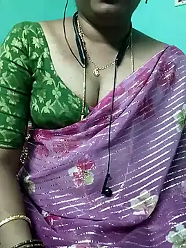 Snapshot of kasmika_kasmika chatting on February 8, 2025, 7:38 pm kasmika kasmika online show from February 8, 2025, 7:38 pm