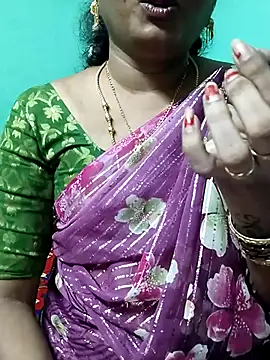 Snapshot of kasmika_kasmika chatting on March 17, 2025, 4:54 pm kasmika kasmika online show from March 17, 2025, 4:54 pm