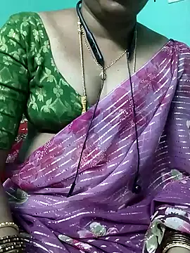 Snapshot of kasmika_kasmika chatting on February 8, 2025, 4:35 pm kasmika kasmika online show from February 8, 2025, 4:35 pm