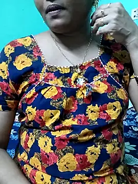 Snapshot of kasmika_kasmika chatting on March 15, 2025, 7:48 pm kasmika kasmika online show from March 15, 2025, 7:48 pm