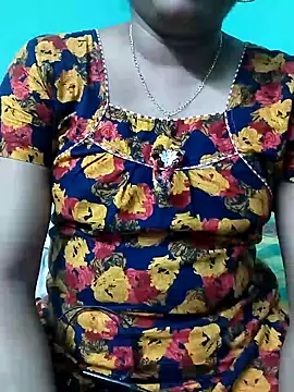 Snapshot of kasmika_kasmika chatting on January 9, 2025, 7:29 pm kasmika kasmika online show from January 9, 2025, 7:29 pm