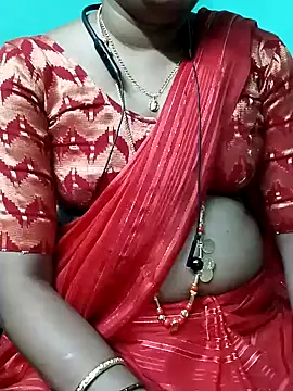 Snapshot of kasmika_kasmika chatting on January 31, 2025, 5:32 pm kasmika kasmika online show from January 31, 2025, 5:32 pm