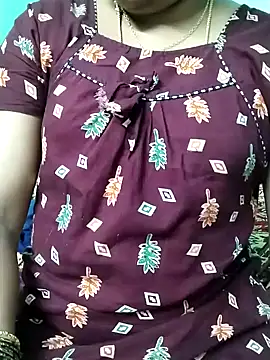 Snapshot of kasmika_kasmika chatting on December 21, 2024, 5:39 pm kasmika kasmika online show from December 21, 2024, 5:39 pm