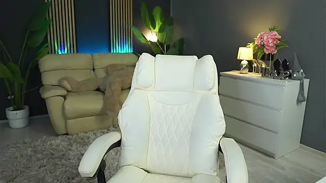 SweetBlondy35 online show from February 18, 2026, 5:31 pm