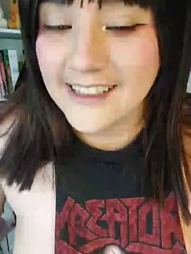 Snapshot of ItsNaiixa chatting on February 15, 2026, 2:45 am ItsNaiixa online show from February 15, 2026, 2:45 am