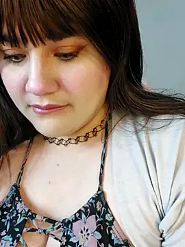 ItsNaiixa online show from October 24, 2025, 12:42 am