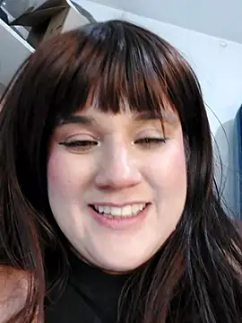 Snapshot of ItsNaiixa chatting on March 8, 2026, 2:04 am ItsNaiixa online show from March 8, 2026, 2:04 am