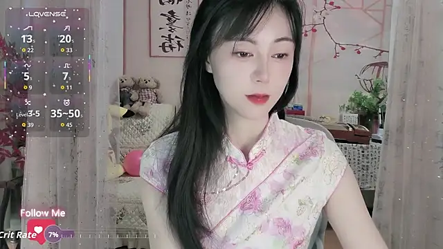 Lisa-s online show from October 27, 2025, 1:39 am