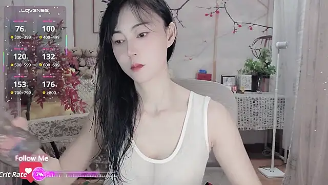 Lisa-s online show from September 12, 2025, 2:12 am