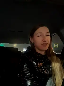 Snapshot of KateRedgar chatting on November 11, 2025, 3:29 pm KateRedgar online show from November 11, 2025, 3:29 pm