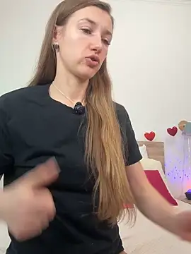 KateRedgar online show from February 9, 2026, 12:47 pm