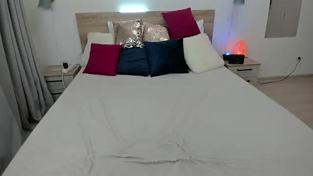 KateRedgar online show from March 20, 2026, 7:59 pm