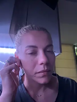 tanyagrey online show from June 12, 2026, 6:33 am