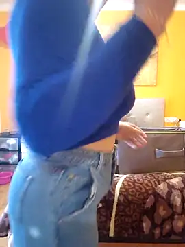 lamorbosa37 online show from March 29, 2026, 3:35 pm