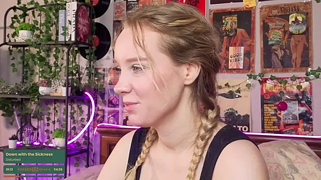 AliciaParkerf online show from September 21, 2025, 9:09 pm