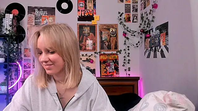AliciaParkerf online show from March 11, 2025, 8:53 pm