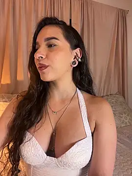 ThaliaRivera  online show from June 3, 2026, 5:08 am