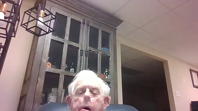 bootlegmanz online show from April 3, 2026, 7:20 pm