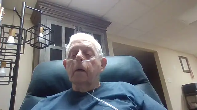 bootlegmanz online show from November 16, 2025, 2:55 pm