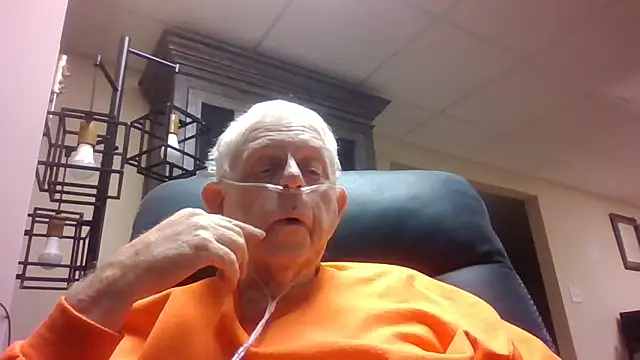 bootlegmanz online show from December 4, 2025, 1:59 am