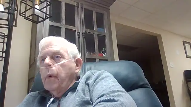 bootlegmanz online show from February 1, 2026, 8:07 pm