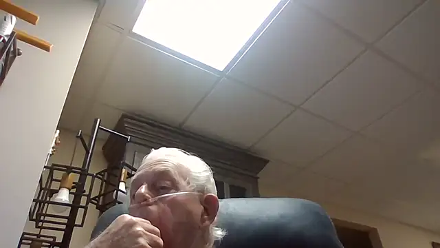 bootlegmanz online show from April 7, 2026, 9:49 pm