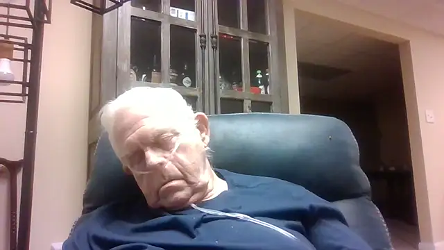 bootlegmanz online show from November 26, 2025, 5:46 pm