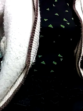 Snapshot of Tuo8702 chatting on March 8, 2025, 3:45 pm Tuo8702 online show from March 8, 2025, 3:45 pm