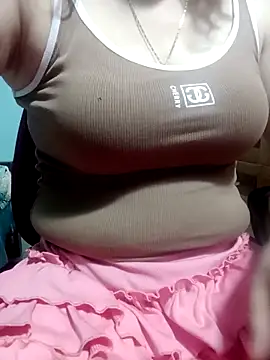 Snapshot of Tuo8702 chatting on March 12, 2025, 6:43 pm Tuo8702 online show from March 12, 2025, 6:43 pm