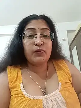 LAVERNIYA  online show from November 27, 2025, 7:53 am