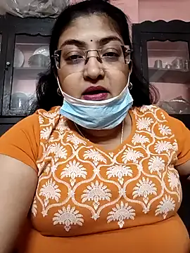 Snapshot of LAVERNIYA_ chatting on January 24, 2025, 12:10 pm LAVERNIYA online show from January 24, 2025, 12:10 pm