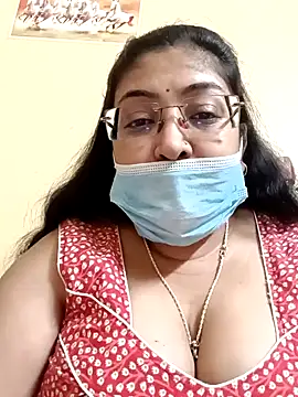 Snapshot of LAVERNIYA_ chatting on February 9, 2025, 11:58 am LAVERNIYA online show from February 9, 2025, 11:58 am