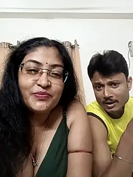 Snapshot of LAVERNIYA_ chatting on September 18, 2025, 11:46 am LAVERNIYA online show from September 18, 2025, 11:46 am