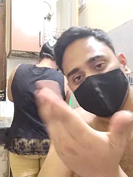 IND COUPLE1 online show from March 9, 2025, 4:11 pm