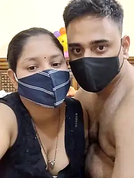 IND COUPLE1 online show from February 18, 2025, 1:33 pm