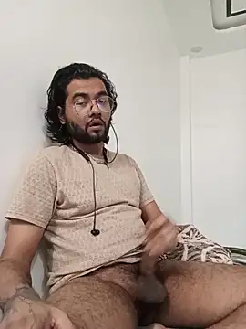 nudistindian online show from February 24, 2026, 9:04 pm