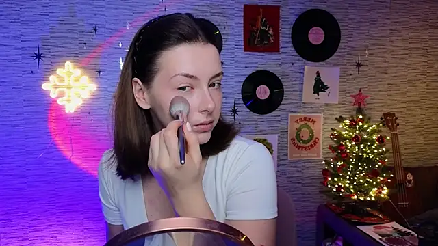 GloriaElmer online show from January 15, 2025, 7:15 am