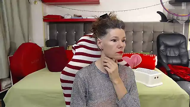 kellyterapy online show from November 15, 2025, 4:05 am