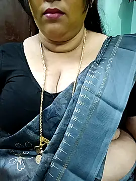 ashikaa r online show from December 21, 2025, 5:58 pm