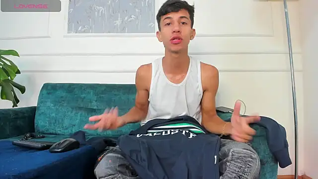 Lucian Davi online show from March 1, 2025, 12:12 pm