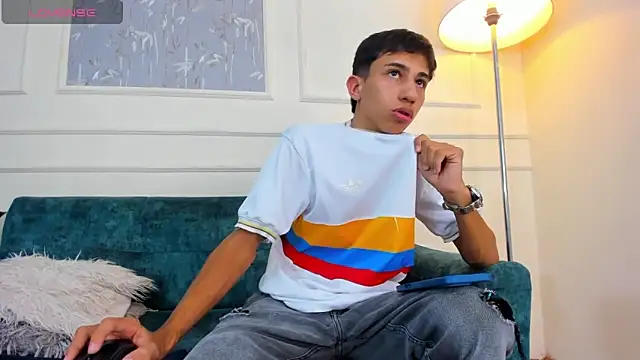 Lucian Davi online show from October 11, 2025, 4:19 pm