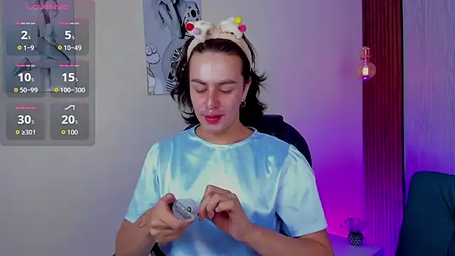 miah connor online show from November 29, 2025, 7:36 pm