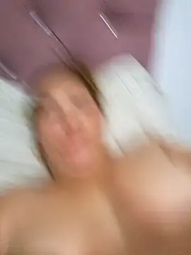 mirand zackyx online show from March 23, 2025, 4:38 am