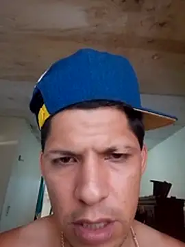 Alonsomadeira online show from May 27, 2026, 2:57 pm