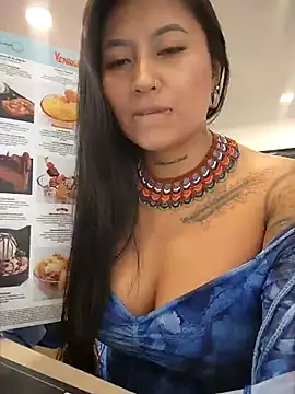 luisa16xxx online show from April 21, 2026, 8:26 pm