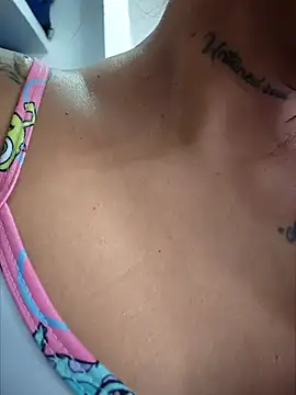 luisa16xxx online show from January 13, 2026, 7:40 pm