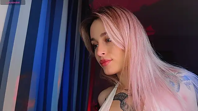 Snapshot of aviva_faith chatting on November 17, 2025, 5:39 pm aviva faith online show from November 17, 2025, 5:39 pm