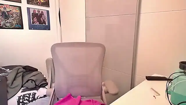 Marioo4k online show from March 20, 2025, 4:20 pm