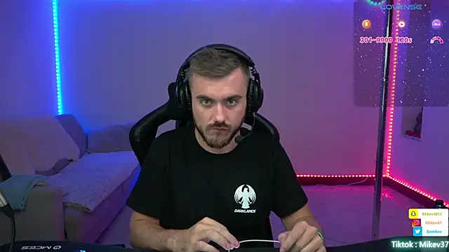 Mikev online show from March 6, 2025, 10:15 pm