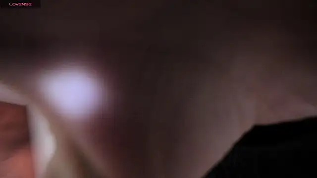  Antonnela  online show from January 6, 2026, 3:27 pm